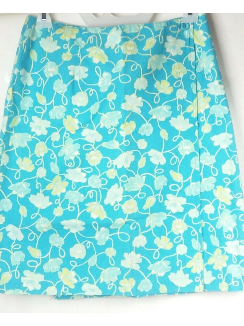 Talbots Blue Wrap Skirt Size 6 Floral Above Knee Classic Preppy Resort Cotton